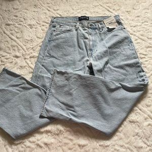 Men’s baggy jeans